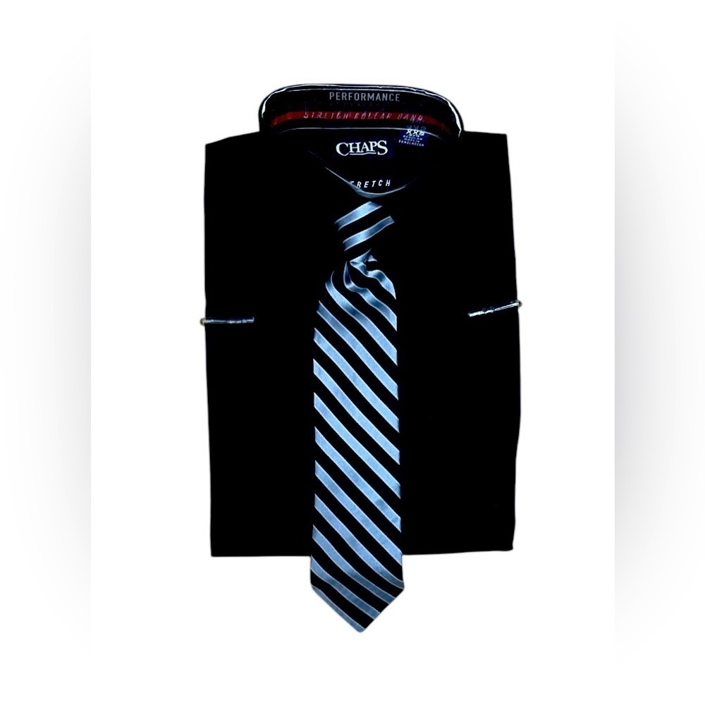 NWT - CHAPS -dress shirt and matching tie set